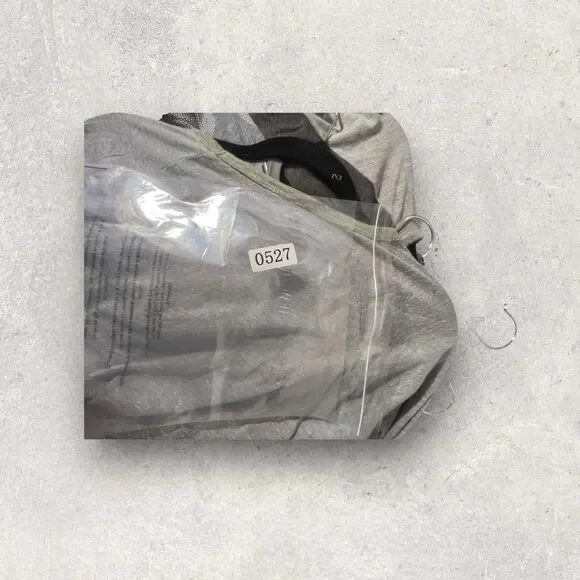 Lularoe Women's Randy Baseball Raglan Grey Print Size Small-NWT - Picture 4 of 5